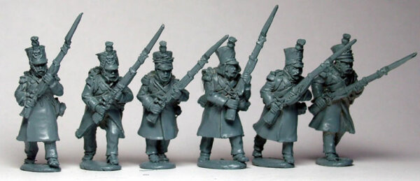 Line Grenadiers/Voltigeurs Advancing -  Highporte in Greatcoats