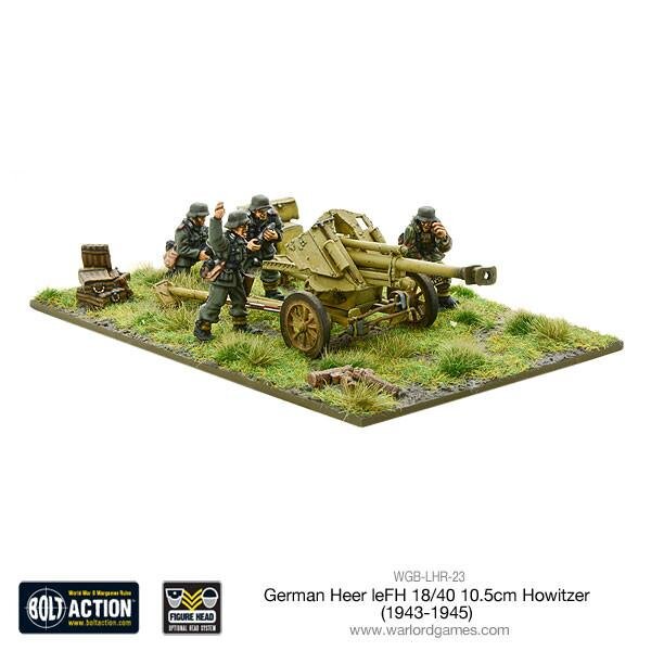 German Heer leFH 18/40 10.5cm Howitzer (1943-45) with Oval Base