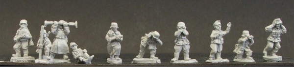 German Field Artillery Crews