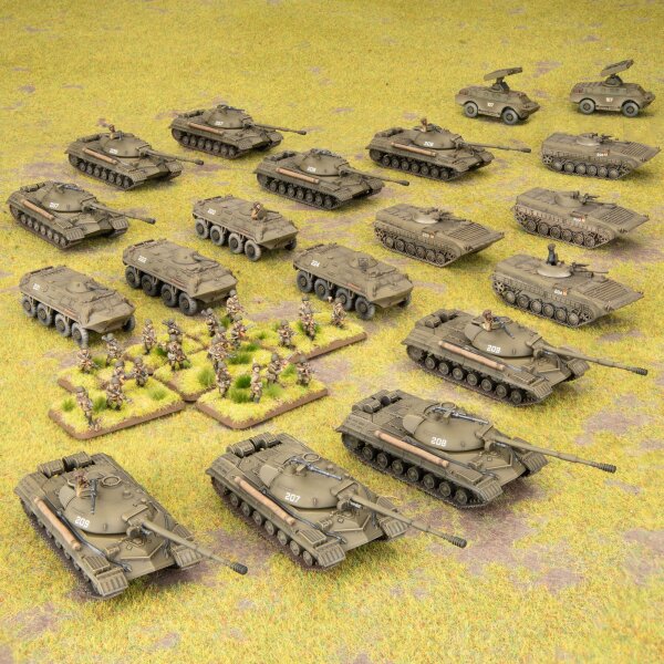 T-10M Heavy Tank Battalion: Checkpoint Charlie Starter Force (Limited Edition)